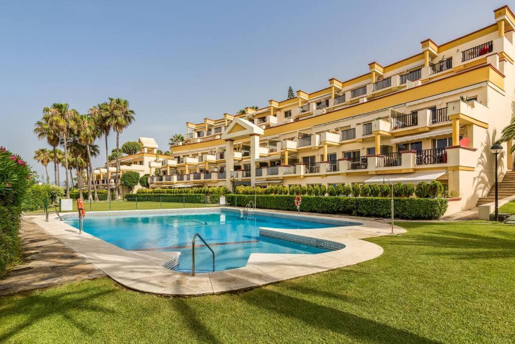 Oleholidays 1133 Romana Playa Primera Linea Playa Marbella Exterior foto